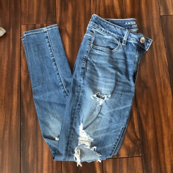 American Eagle high rise jeans - Picture 1 of 5